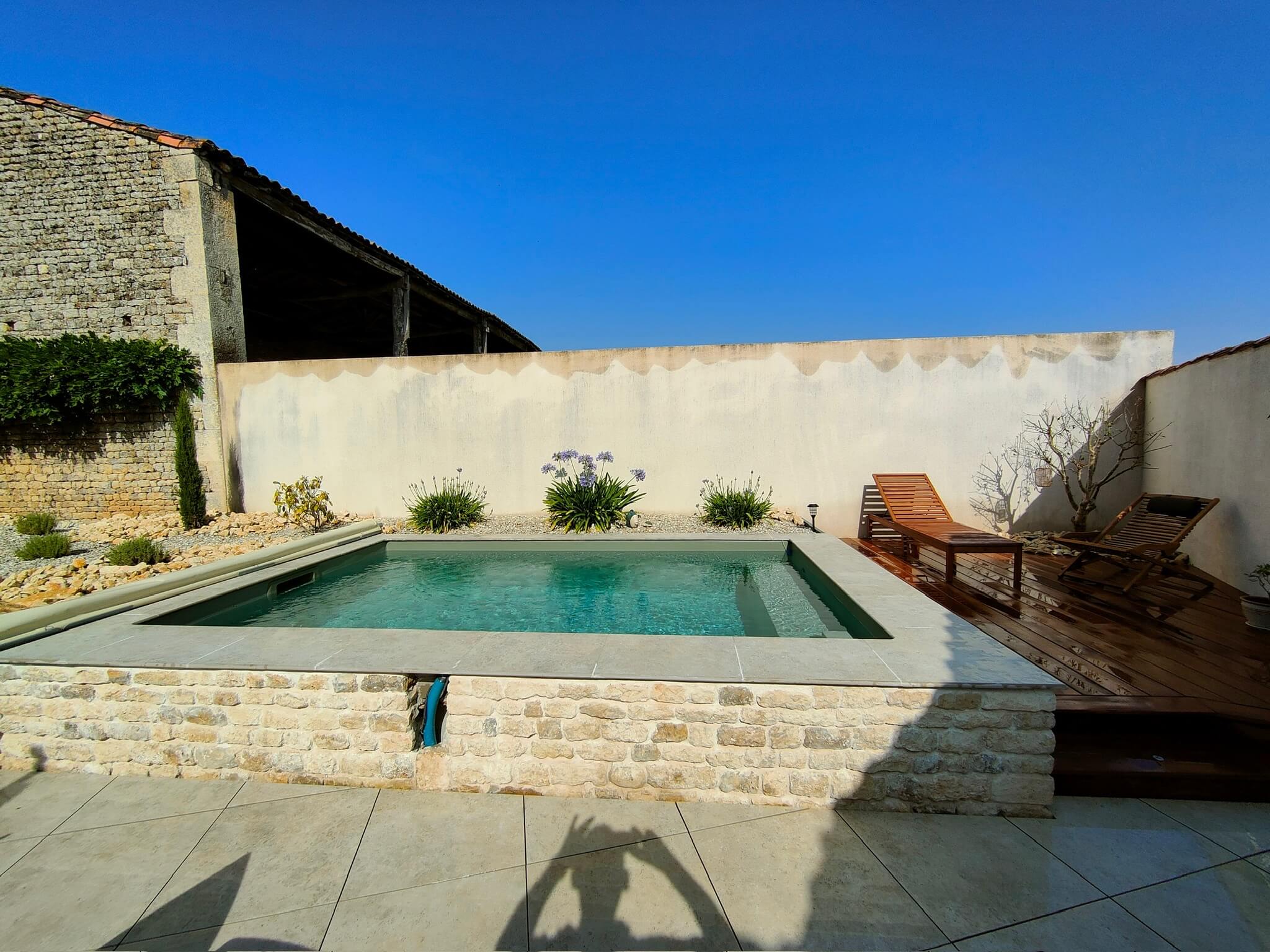 Piscine de moins de 10m2 haut de gamme à Niort et dans les Deux-Sèvres